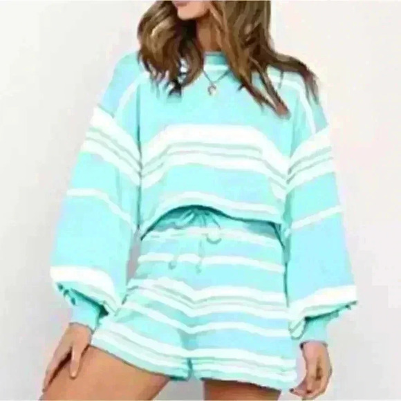 KNITTED CROP TOP AND SHORTS SET - Picture 7 of 7